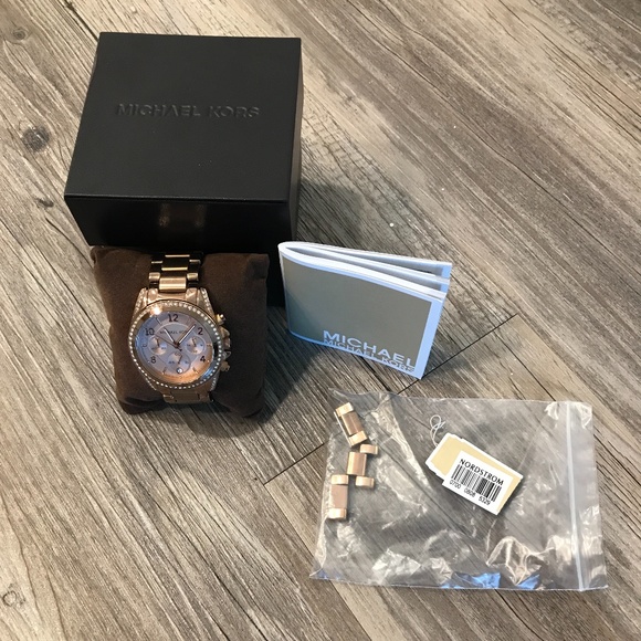 Michael Kors Rose Gold Watch | Embellished Bezel | Big Face - Picture 2 of 13